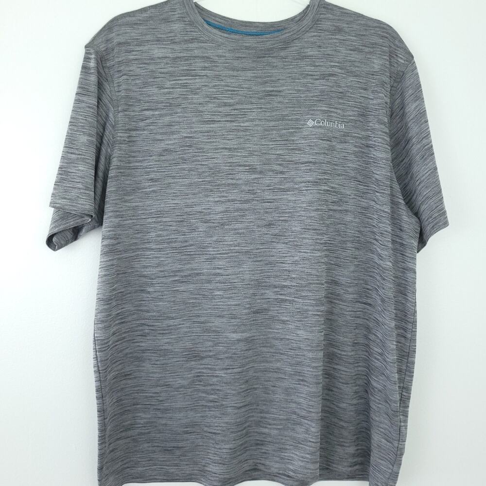 Columbia Short Sleeve Shirt Large Men Outdoor Hiking Athletic Athleisure Crewnec
